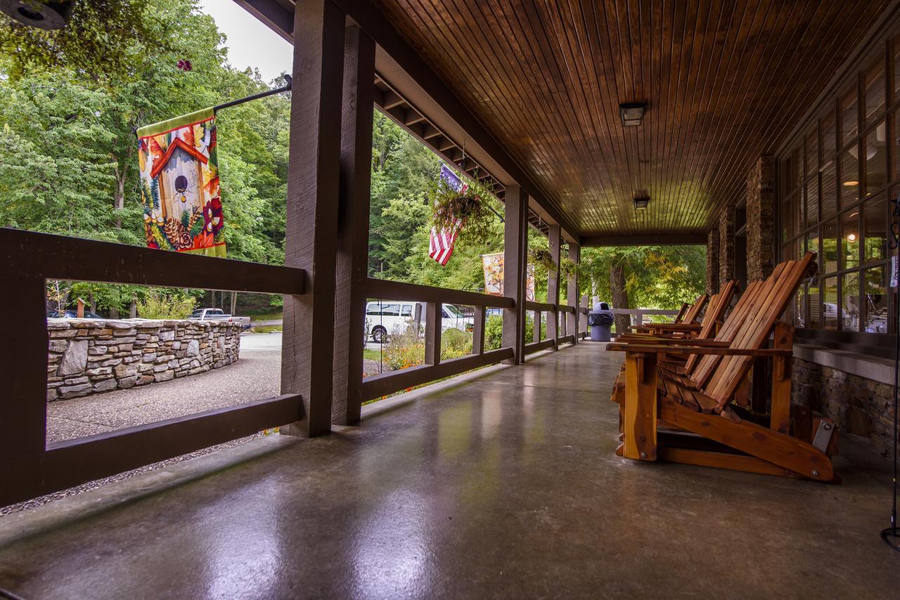 Carter Caves State Resort Park Olive Hill Exterior photo
